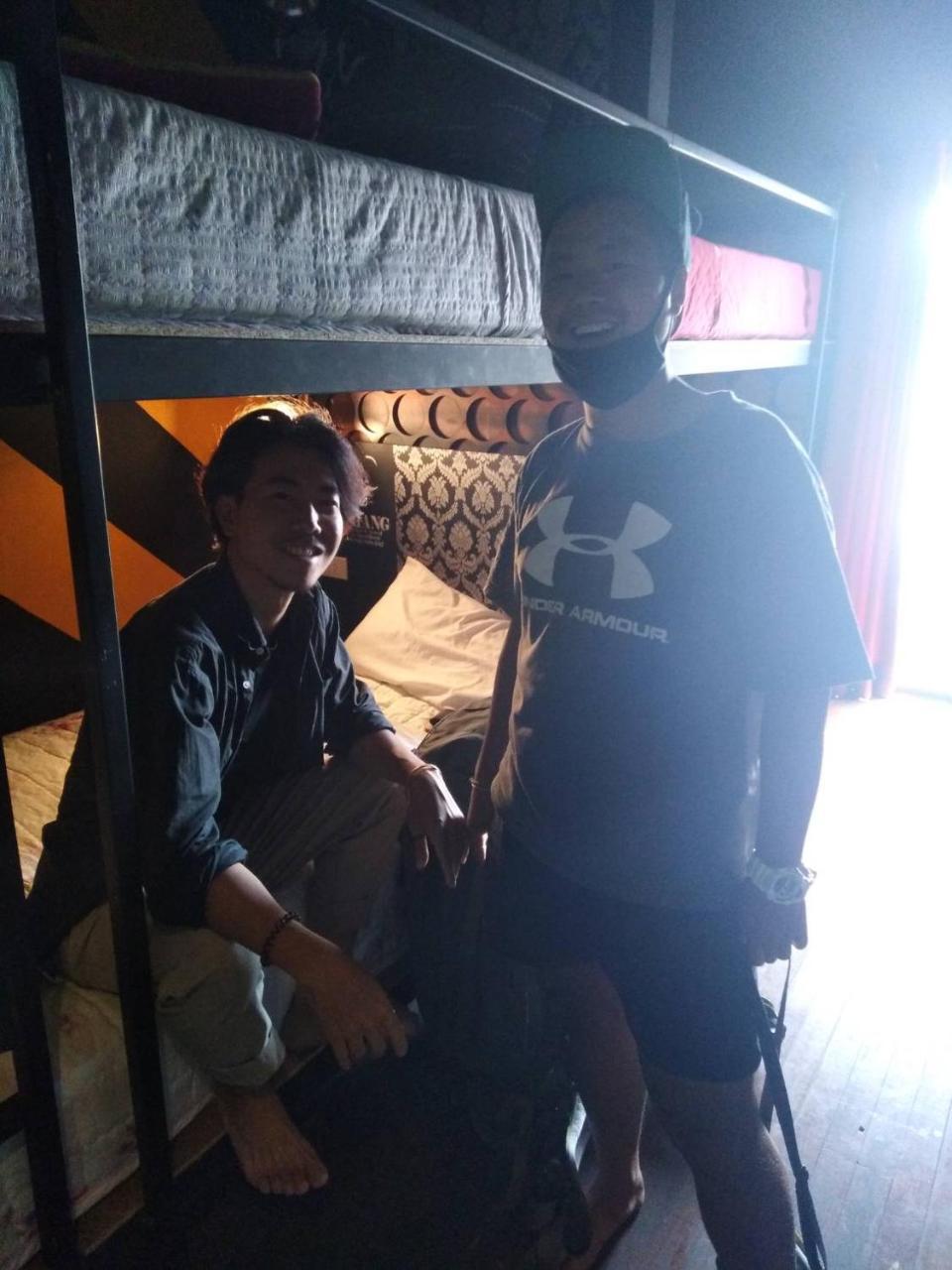 Chang Bed And Bar Hostel (Adults Only) Surat Thani Exteriér fotografie