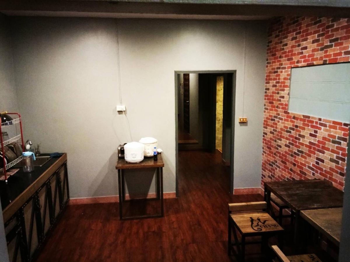 Chang Bed And Bar Hostel (Adults Only) Surat Thani Exteriér fotografie